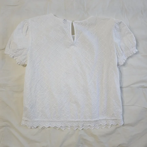 Divided H&M White Cotton Short Sleeve Eyelet Blouse Top - Picture 4 of 5